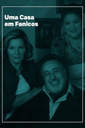 Uma Casa em Fanicos Poster of Uma Casa em Fanicos