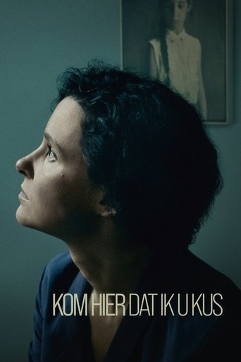 Becoming Mona Poster of Becoming Mona
