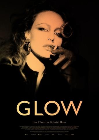 GLOW Poster of GLOW