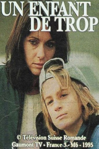 Un enfant de trop Poster of Un enfant de trop