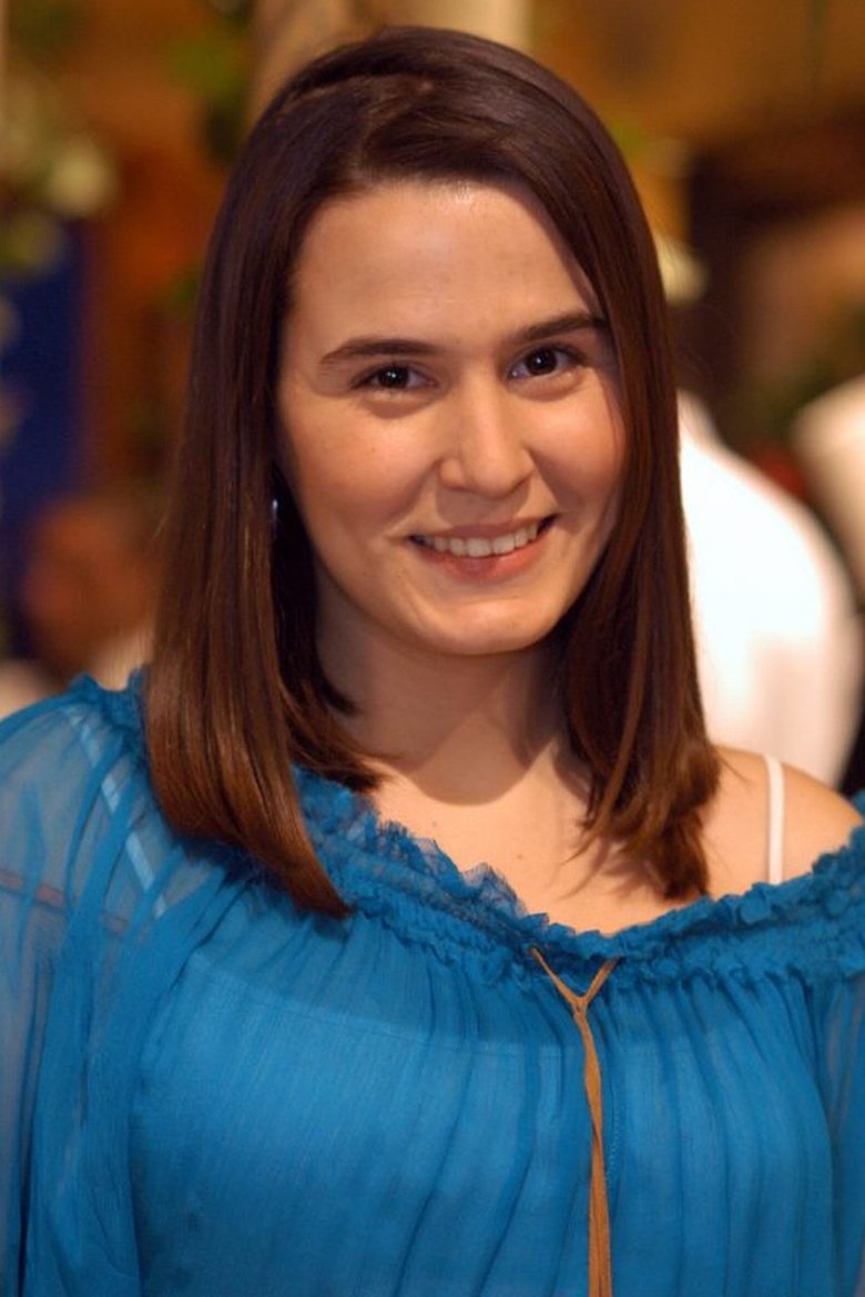 Cláudia Aguizo Portrait of Cláudia Aguizo