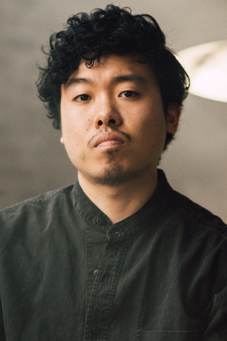 Shun Ishiwaka Portrait of Shun Ishiwaka