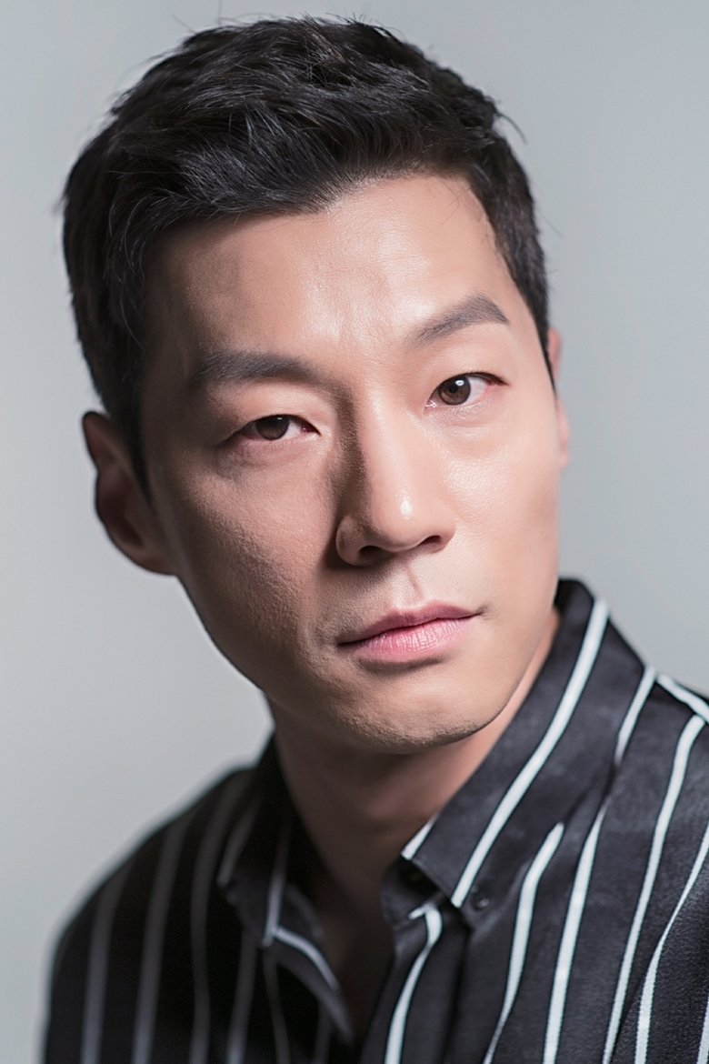 Lee Chun-hee Portrait of Lee Chun-hee