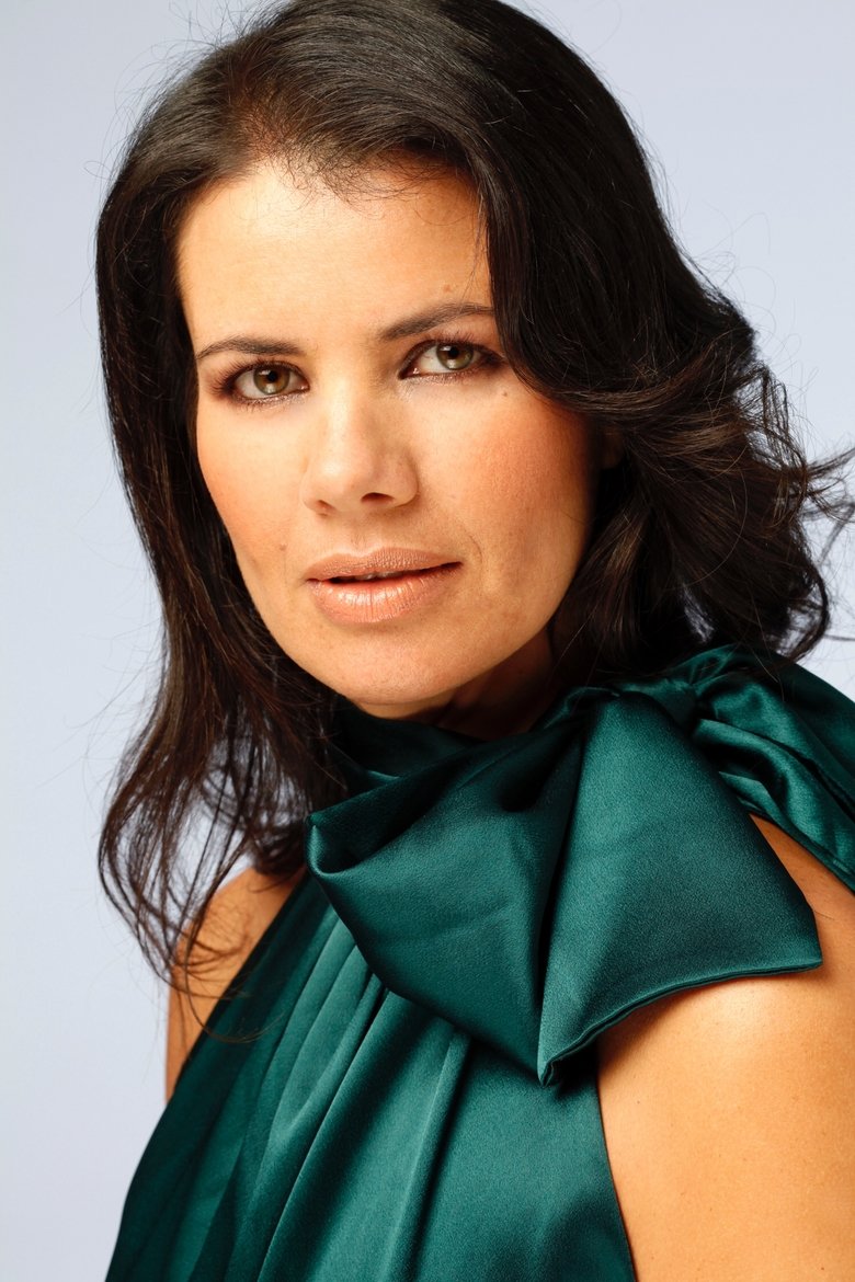 Valéria Carvalho Portrait of Valéria Carvalho
