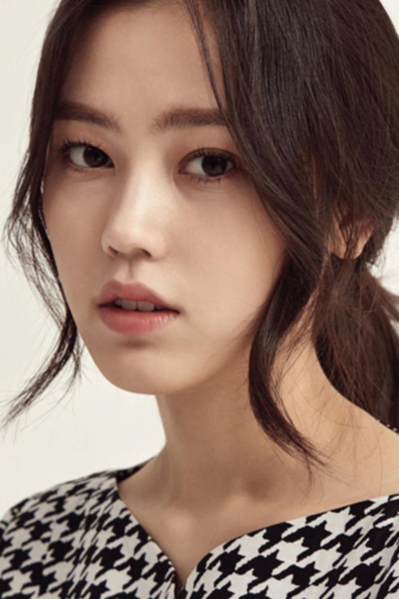 Choi Ri Portrait of Choi Ri