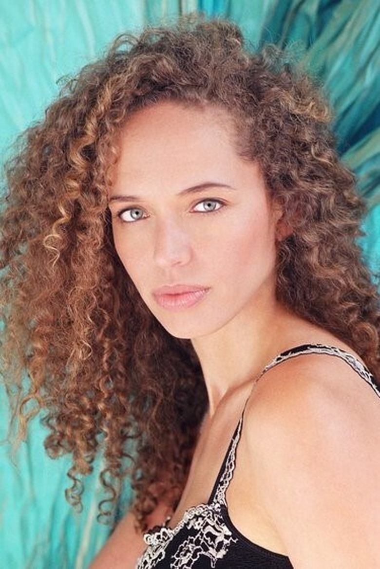 Fanshen Cox Portrait of Fanshen Cox
