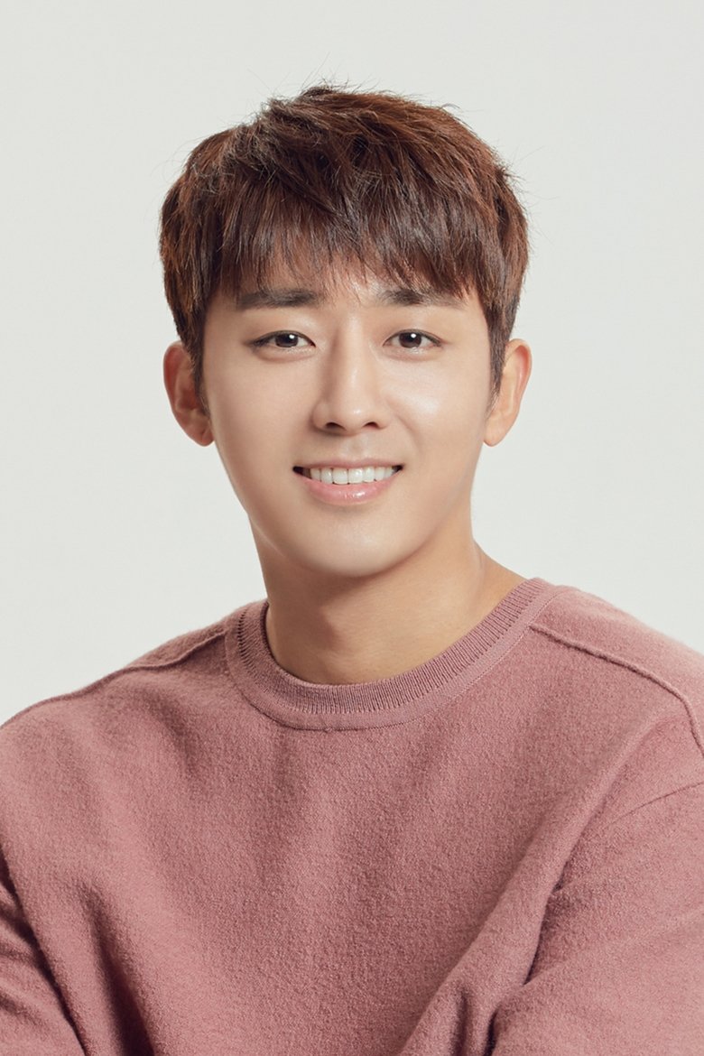 Son Ho-jun Portrait of Son Ho-jun