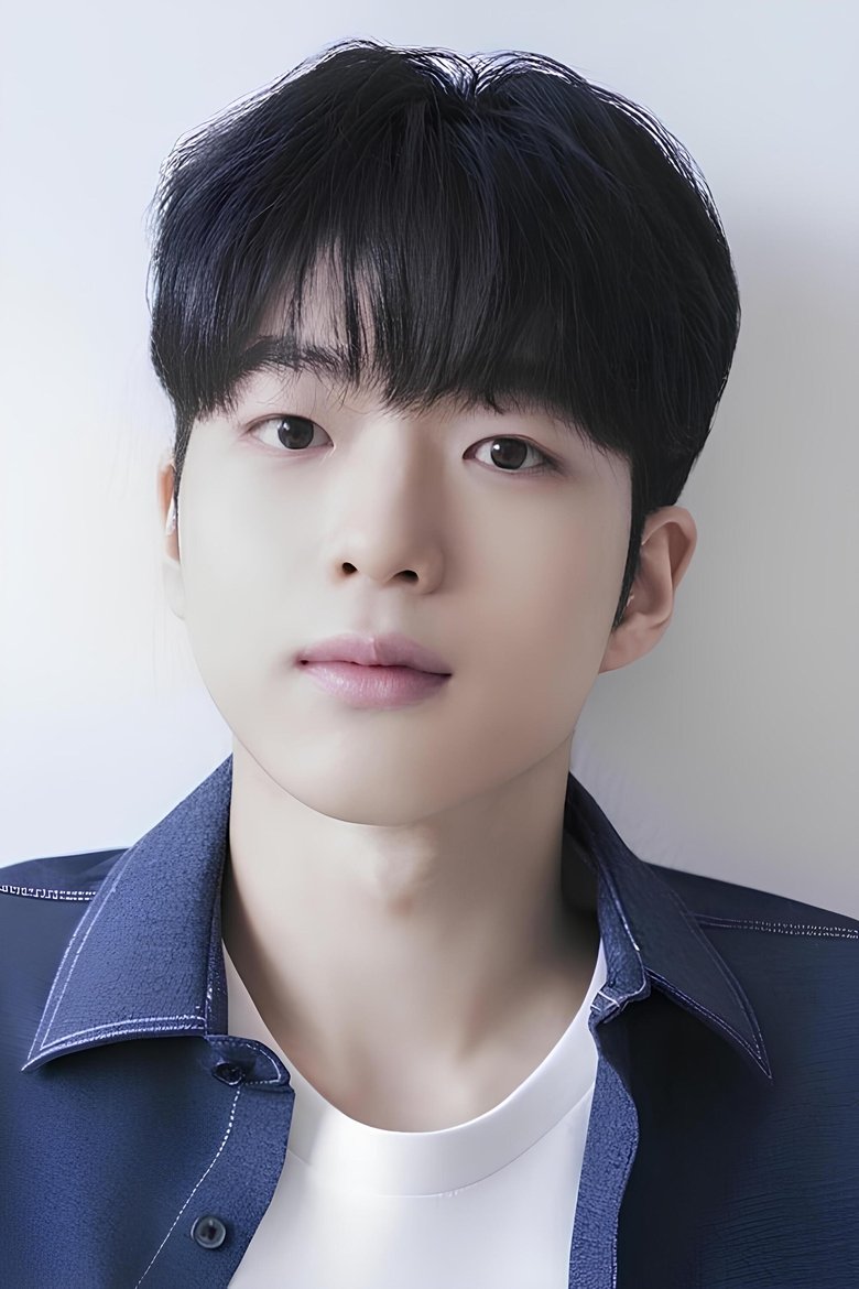 차강윤 Portrait of 차강윤