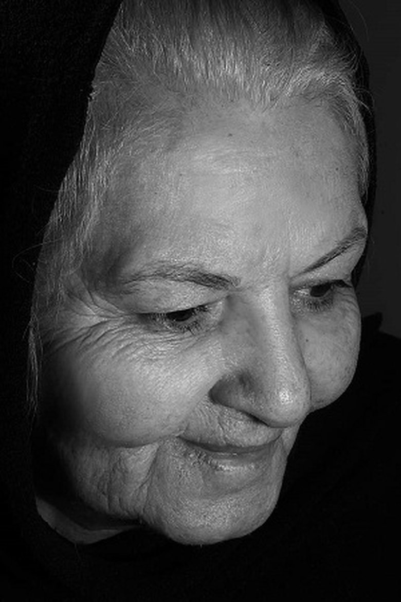 Mina Jafarzadeh Portrait of Mina Jafarzadeh