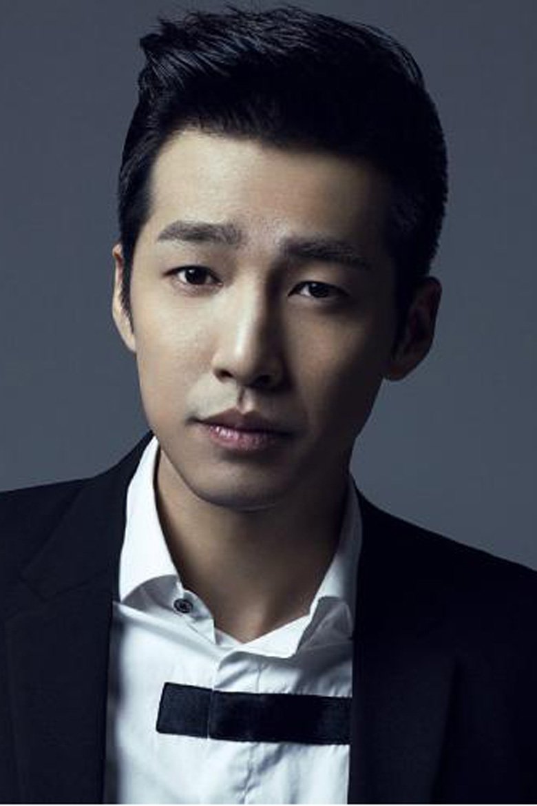 Zhou Tingwei Portrait of Zhou Tingwei