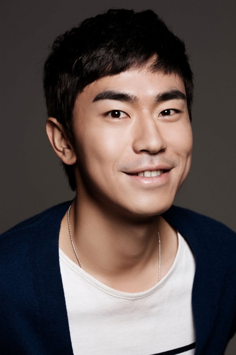 Lee Si-eon Portrait of Lee Si-eon