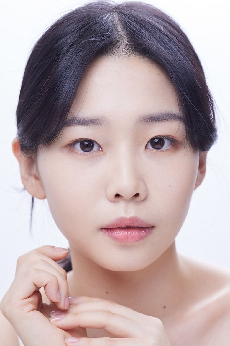 Jeong Ye-bin Portrait of Jeong Ye-bin