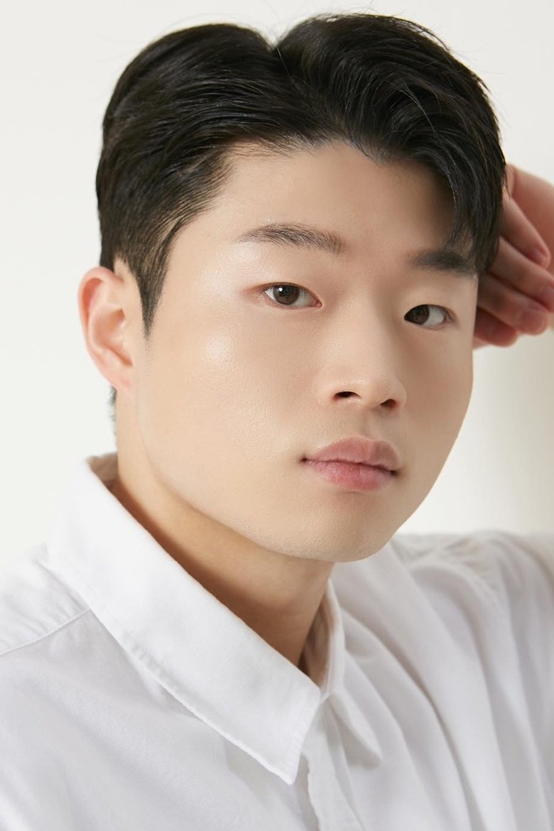Kim Yoon-soo Portrait of Kim Yoon-soo