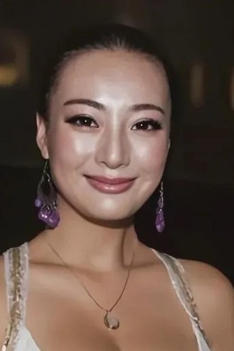 Portrait of Daniella Wang