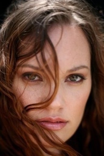 Portrait of Dania Bennett