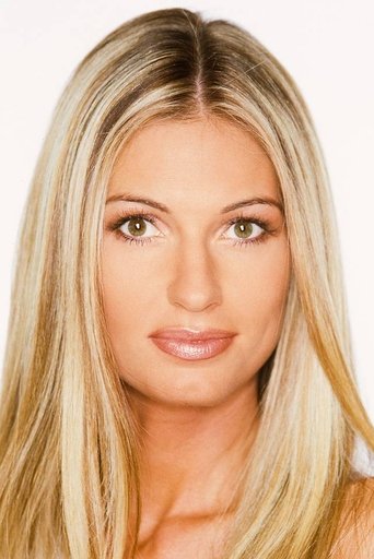 Portrait of Stephanie Glasson