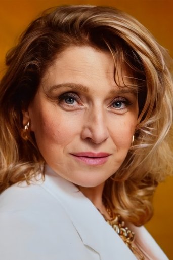 Portrait of Liz Larsen