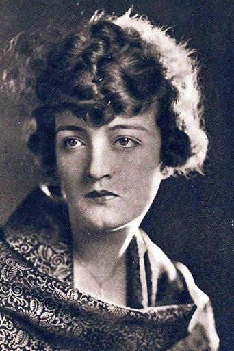 Portrait of Bonnie Hill