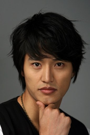Portrait of Choi Hyun-ho
