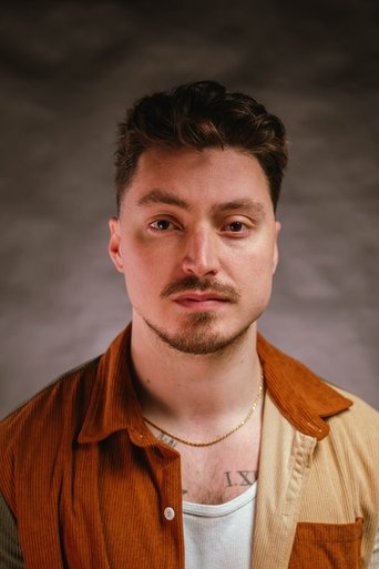 Portrait of Cullen Lovelock