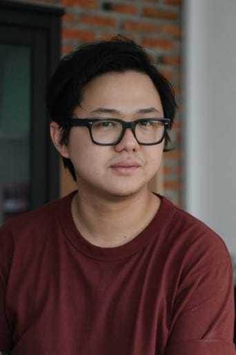 Portrait of Jason Iskandar