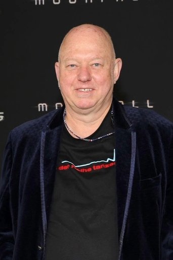 Portrait of Carsten H.W. Lorenz