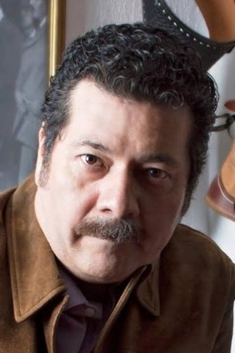 Portrait of Enoc Leaño