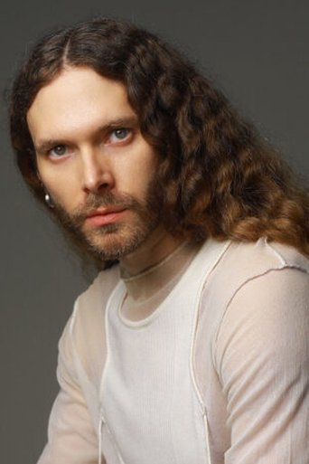 Portrait of Nick Lanzisera
