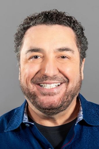 Portrait of Damian Muziani