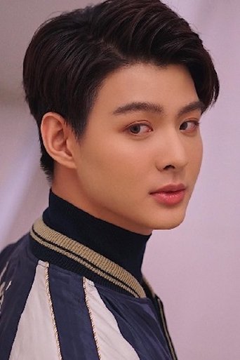 Portrait of Suppapong Udomkaewkanjana