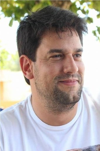 Portrait of Rodrigo Oliveira