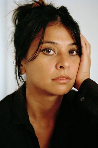 Portrait of Isabelle Deluce