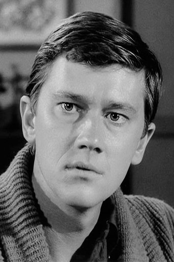 Portrait of Andrew Prine