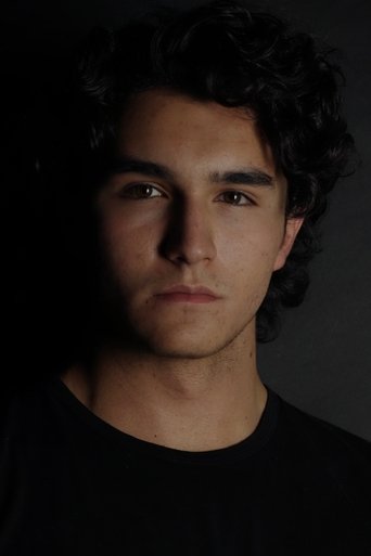 Portrait of Daniel Cruz