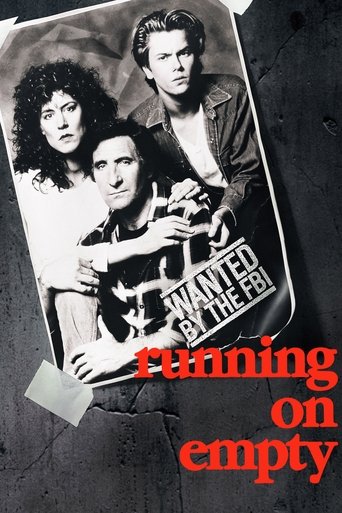 Poster of Running on Empty