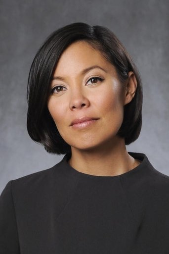 Portrait of Alex Wagner