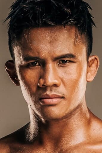 Portrait of Buakaw Banchamek