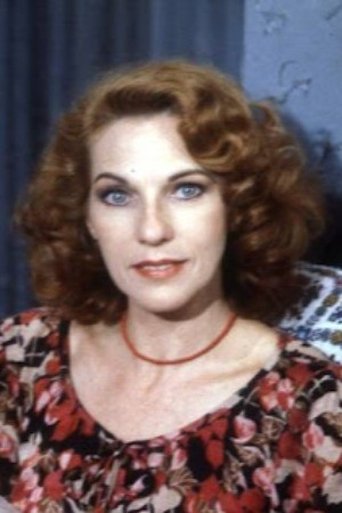 Portrait of Suzana Faíni