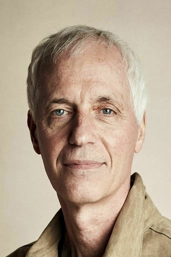 Portrait of Dan Gilroy