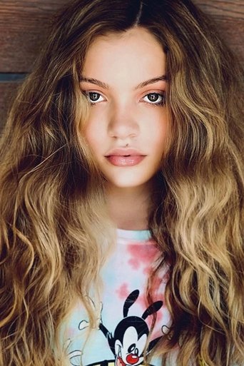 Portrait of Lola Simone