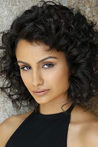 Portrait of Nazanin Mandi