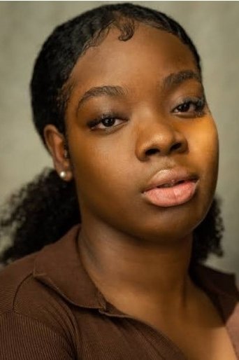 Portrait of Zakiyyah Deen