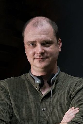 Portrait of Mike Flanagan