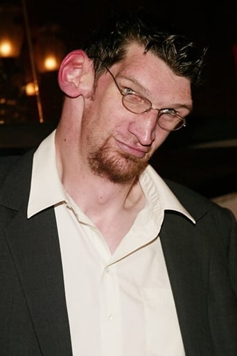 Portrait of Matthew McGrory