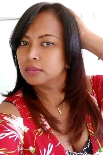 Portrait of Nadia Benjamina Robinarimalala