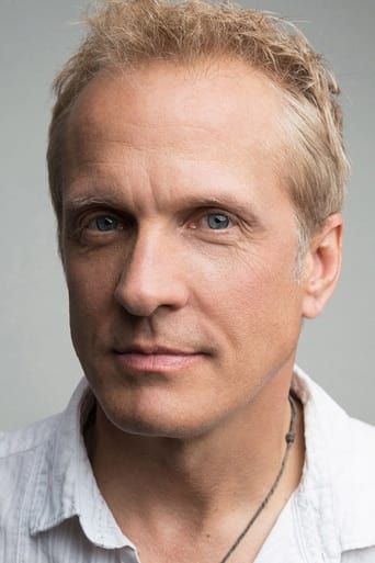 Portrait of Patrick Fabian