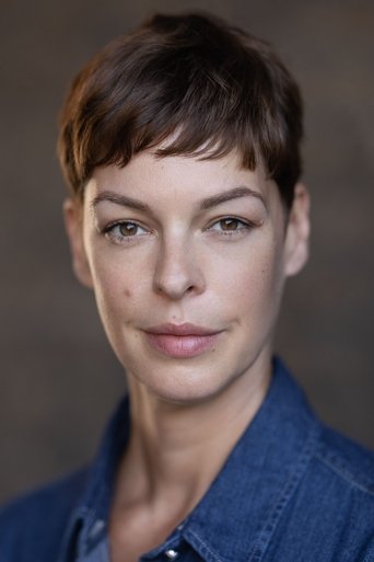 Portrait of Pollyanna McIntosh
