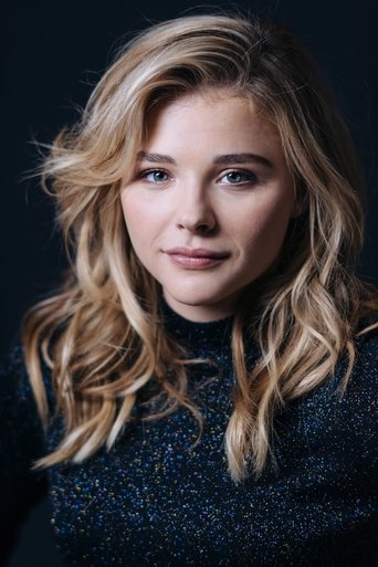 Portrait of Chloë Grace Moretz
