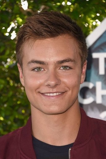 Portrait of Peyton Meyer