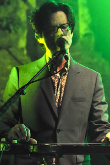 Portrait of Mark Hart